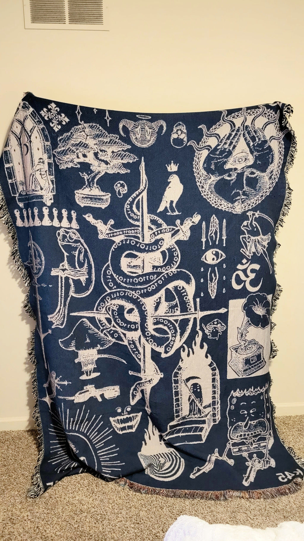 Signature Patchwork Woven Blanket